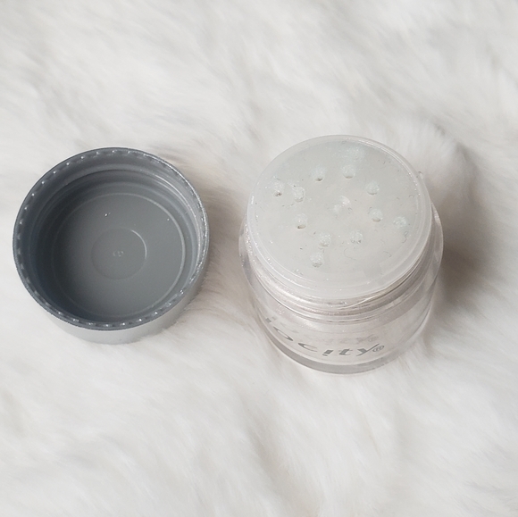 🆕️MK- Shimmer Powder - Picture 7 of 8